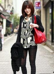 樱木凛红色丝袜,丝袜映衬下的青春风采